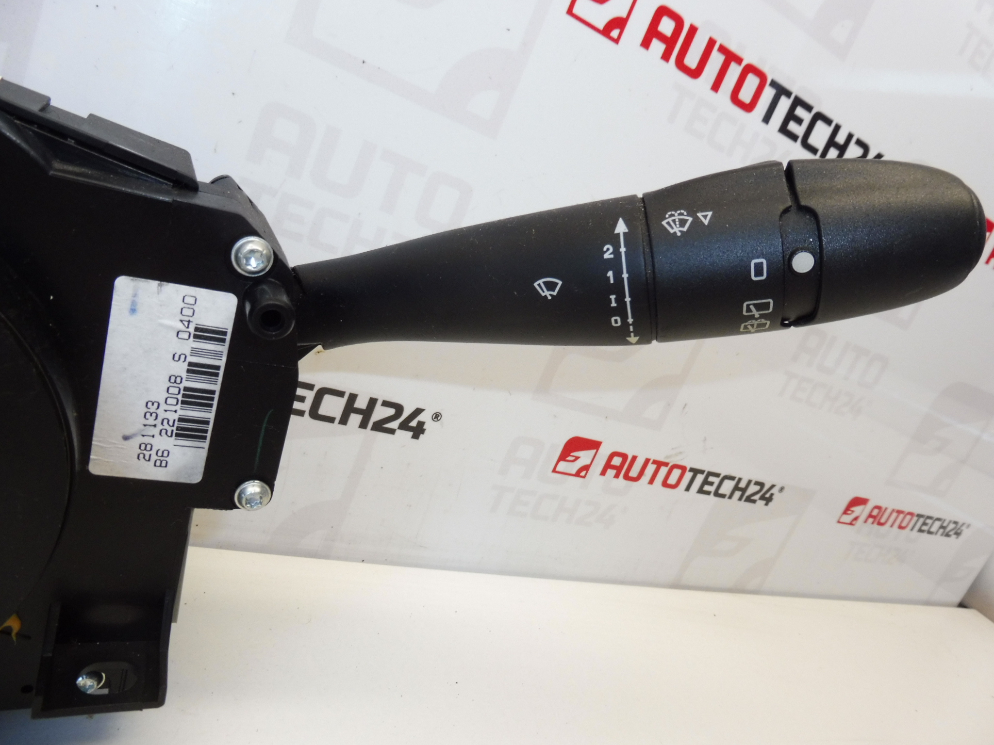 Commandes à levier Peugeot 207 96657282XT 6242SP – Image 3
