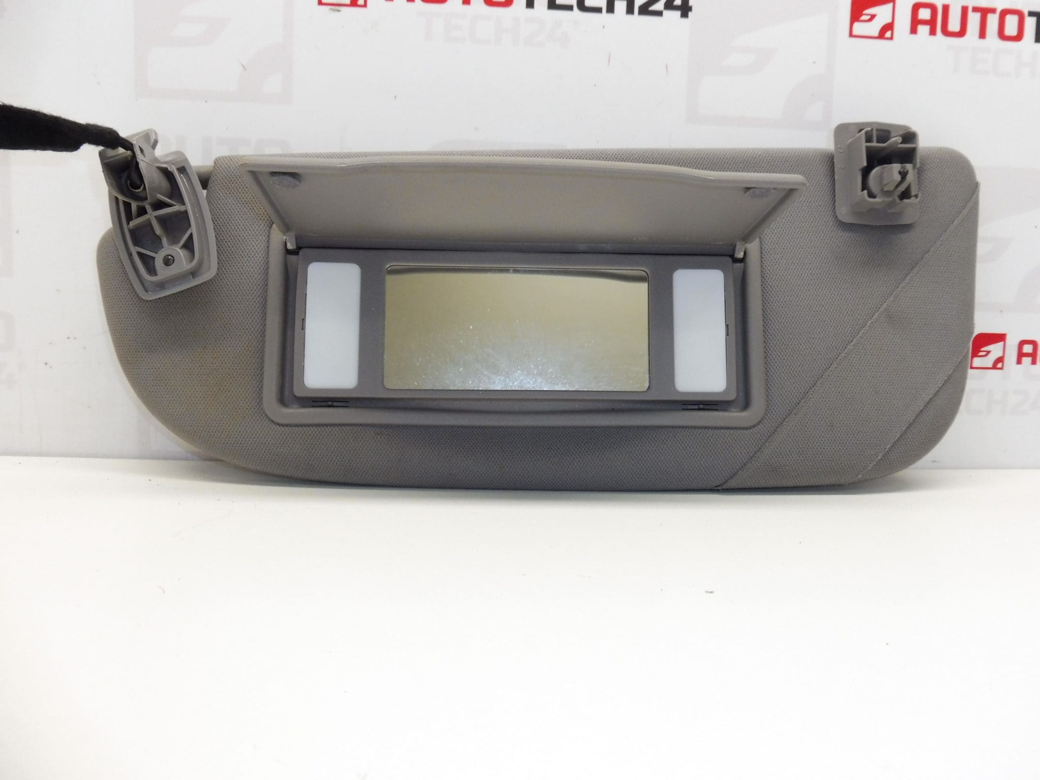 Eclairage pare-soleil Peugeot 607 - gauche 8143KX – Image 2