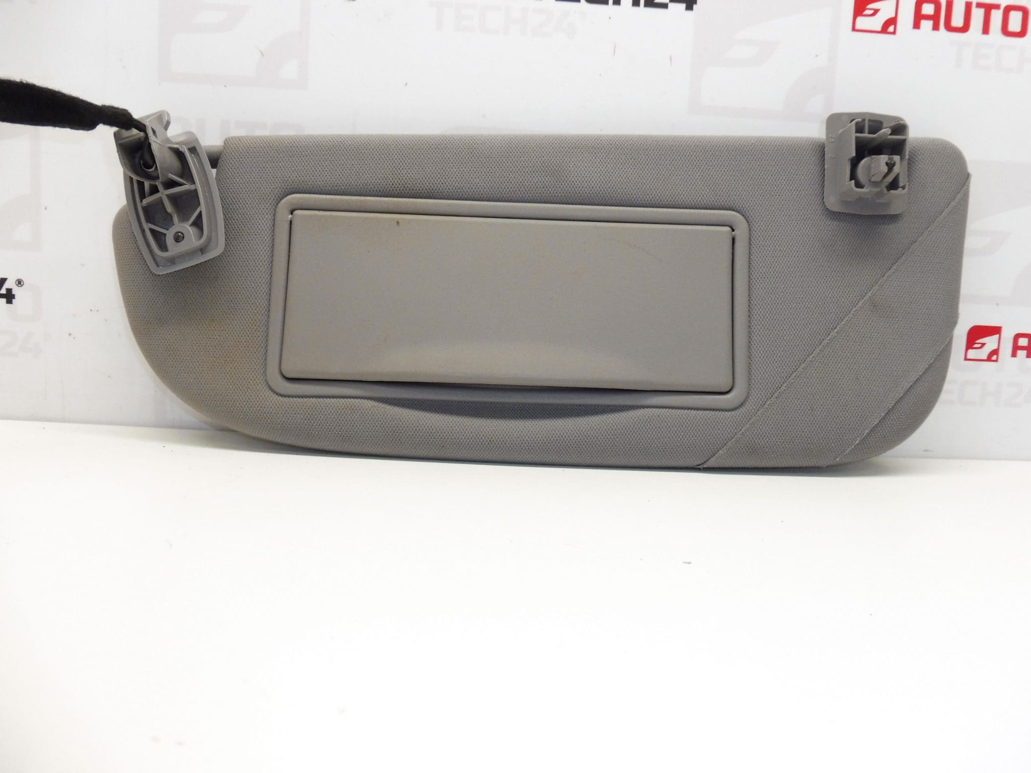 Eclairage pare-soleil Peugeot 607 - gauche 8143KX – Image 3
