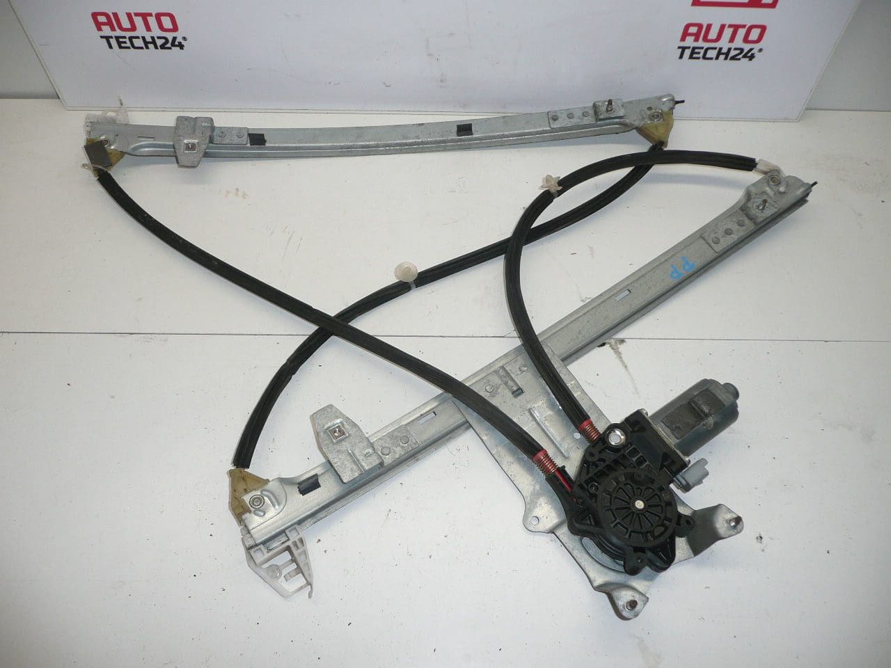 Extracteur PP Citroën Xsara Picasso 0130821762 9222F9 – Image 3
