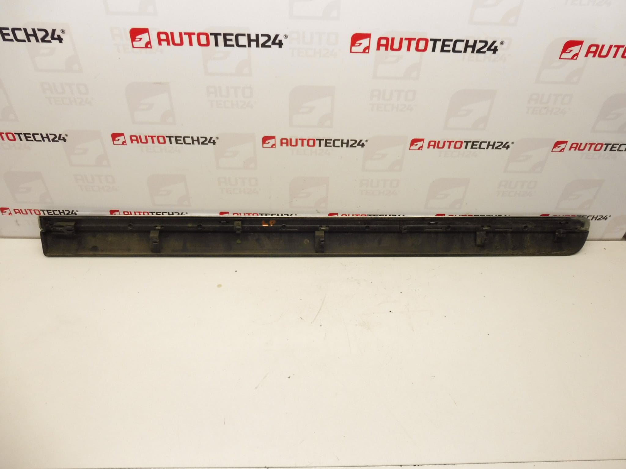 Moulure porte avant gauche Citroen C8 Peugeot 807 EYJ 1401028777 8545GH – Image 2