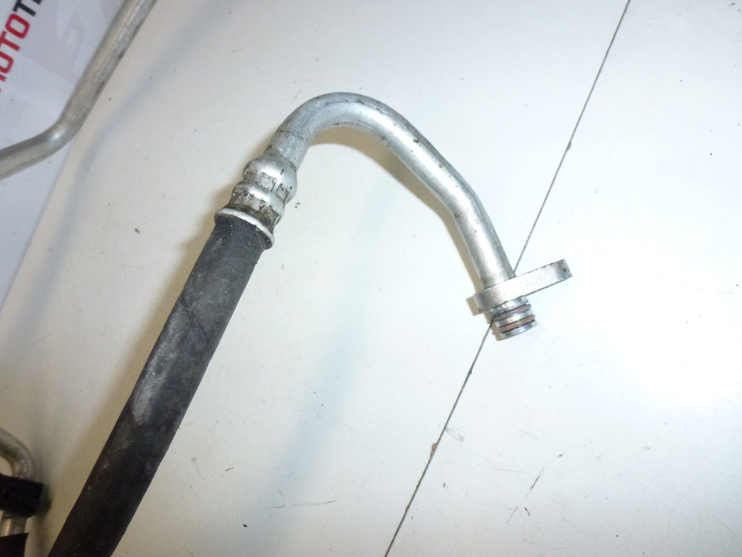 Tube climatique Citroën Peugeot 9682115580 6477K0 – Image 3