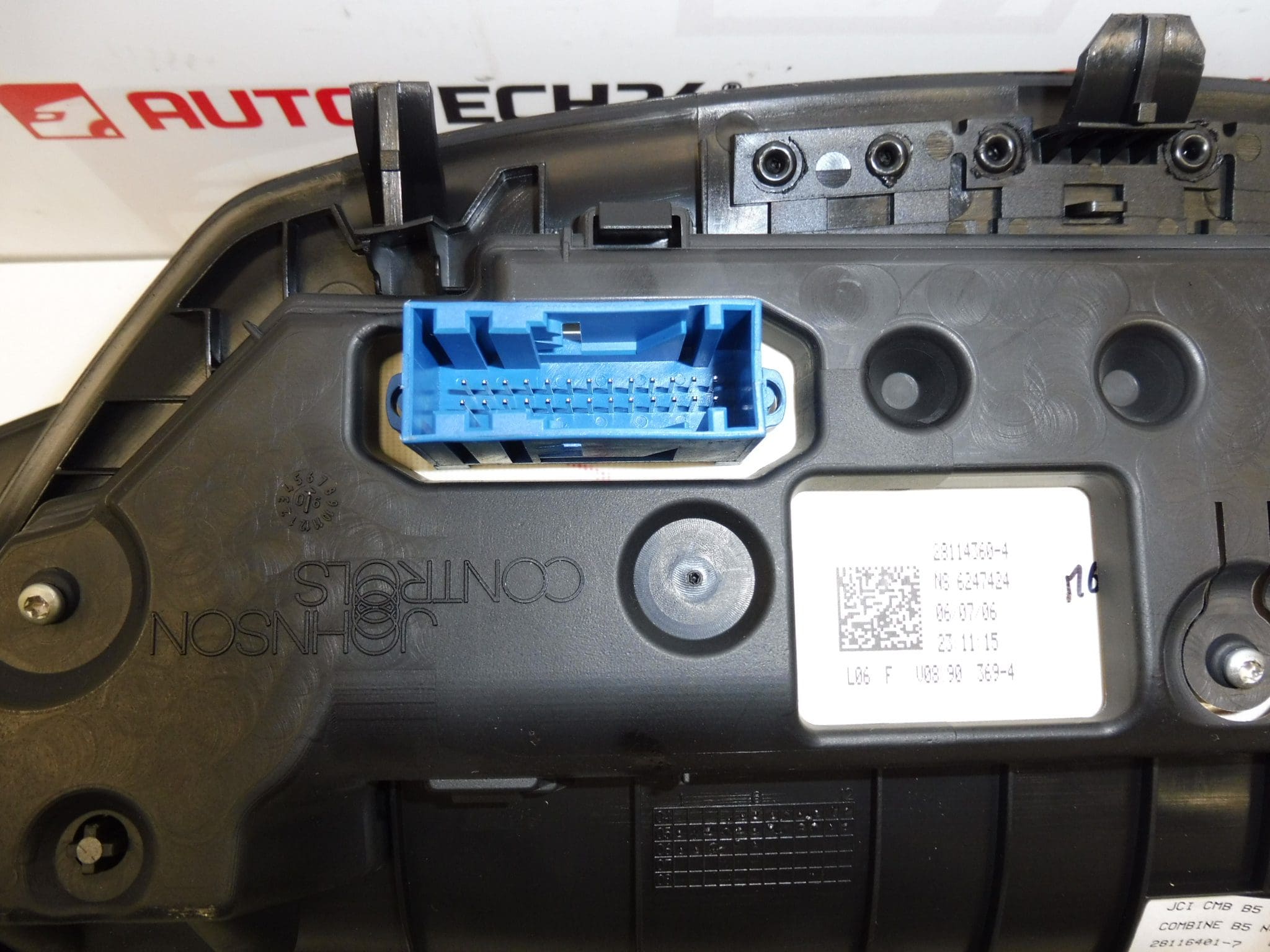 Alarmes compteur de vitesse Citroën C4 conduite automatique 215000 km 96613463ZD 6105YE 6106WC – Image 2