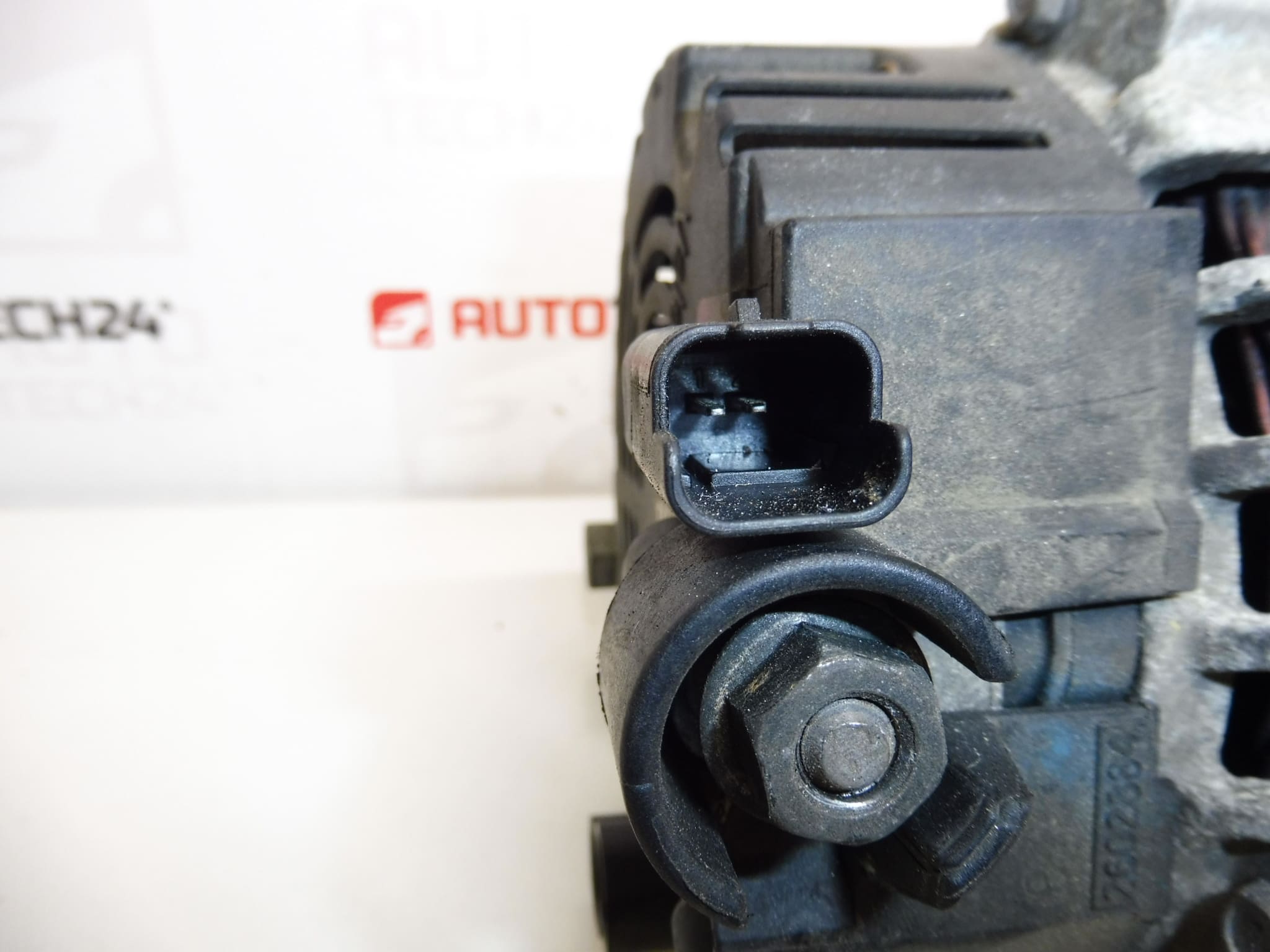 Alternateur Valeo CL8+ Citroën Peugeot 9649611480 – Image 3