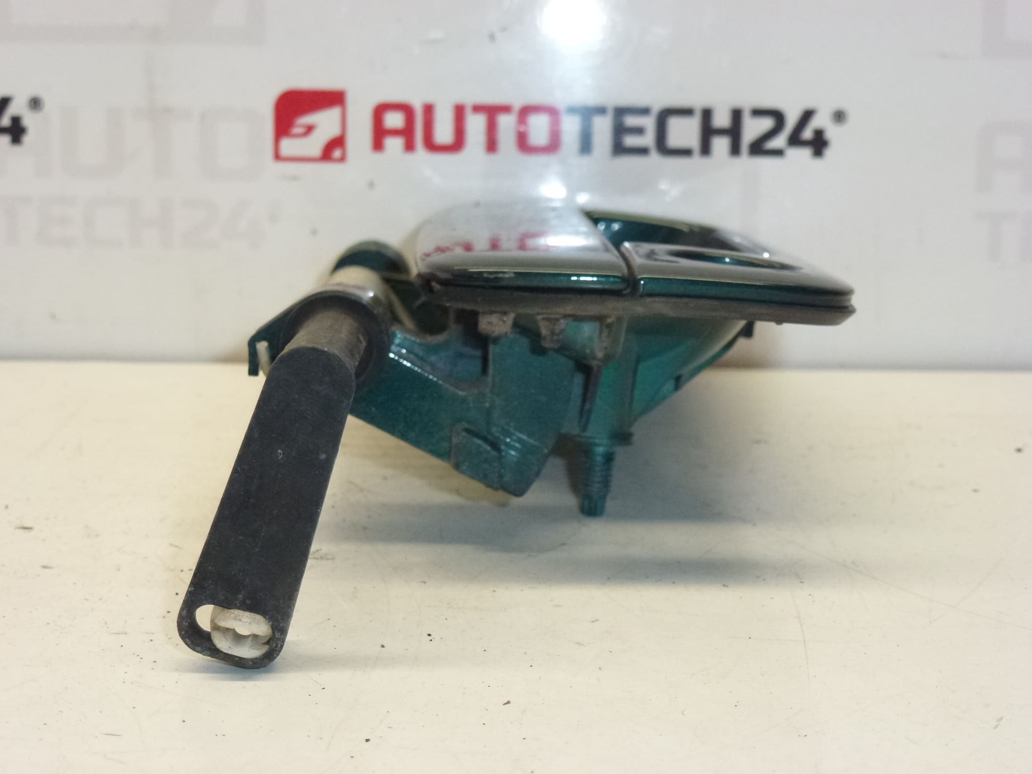 Poignée de porte avant droite Peugeot 9101H3 9621858777 – Image 2