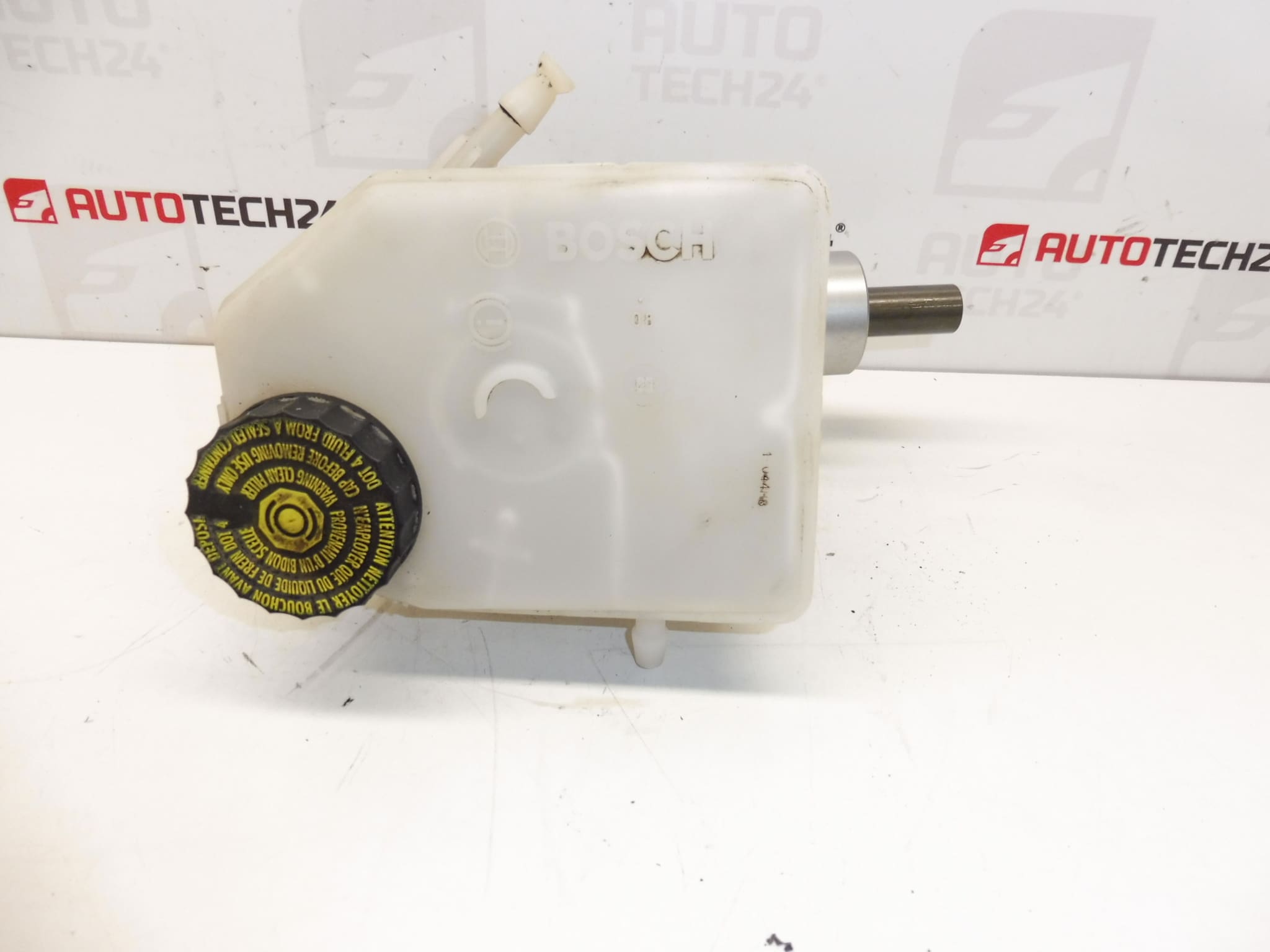 Maître cylindre de frein Bosch Citroën Peugeot 9467533880 4601T0 – Image 4