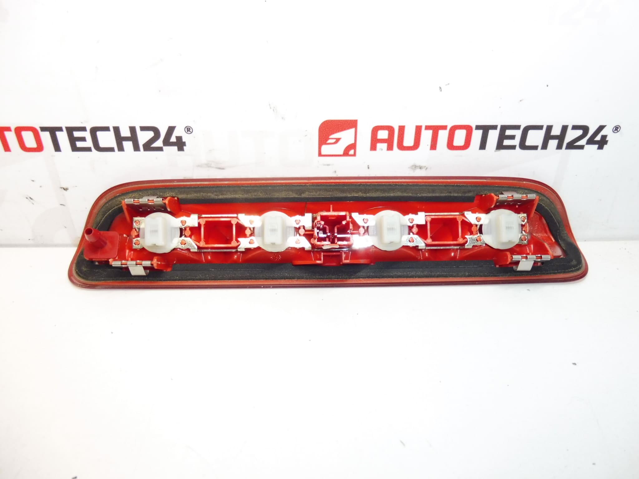 Troisième feu stop Citroën C3 Picasso 6351GK – Image 3