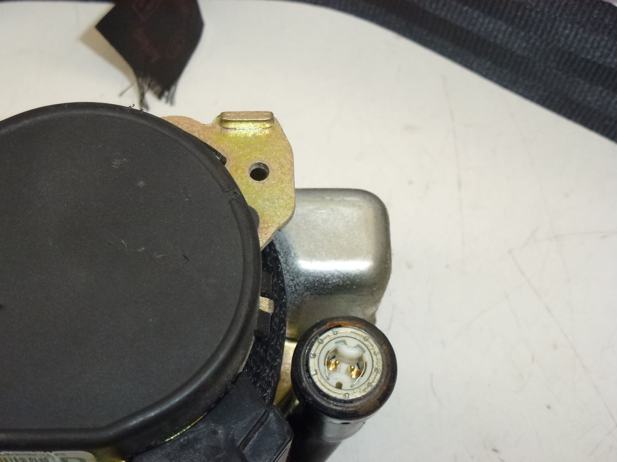 Ceinture Pyro passager Peugeot 307 CC 96413040XX 8975J2 – Image 2