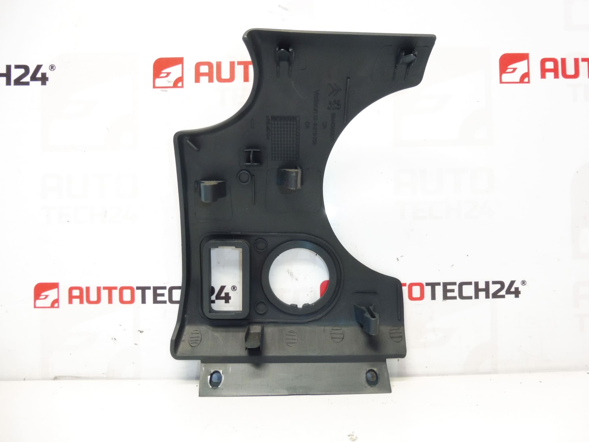 Cache tableau de bord Citroën Berlingo II et Peugeot Partner II 9644985677 8211Q0 – Image 2
