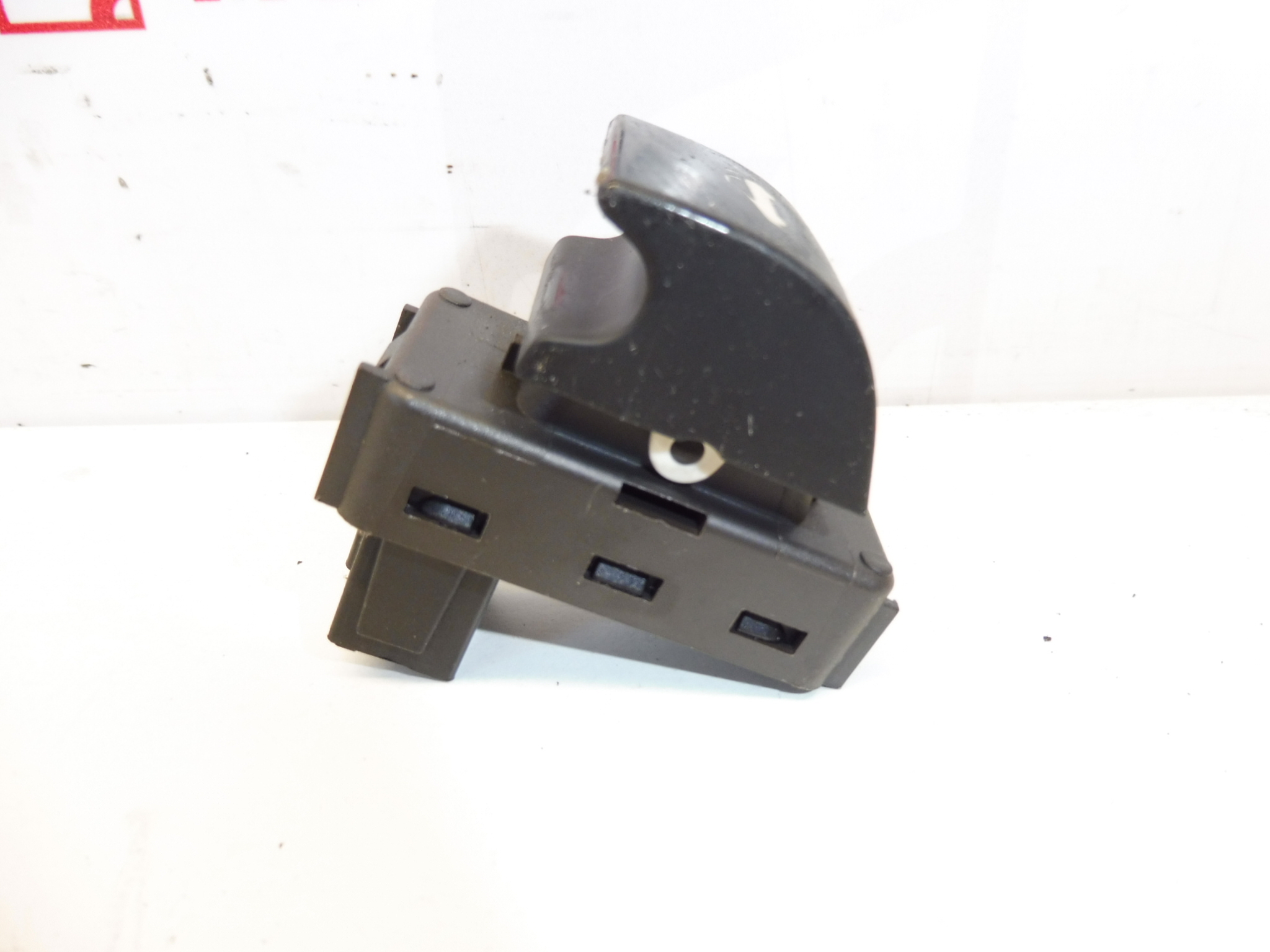 Commande de toit Peugeot 308 CC CABRIO 96631384XT 6490S8 – Image 2