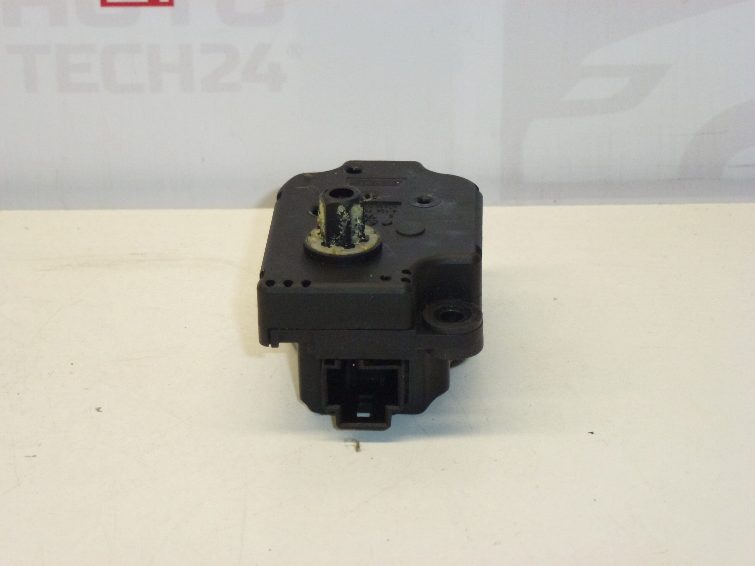 Servomoteur de chauffage BEHR Citroën Peugeot EAD511 6447VA – Image 2