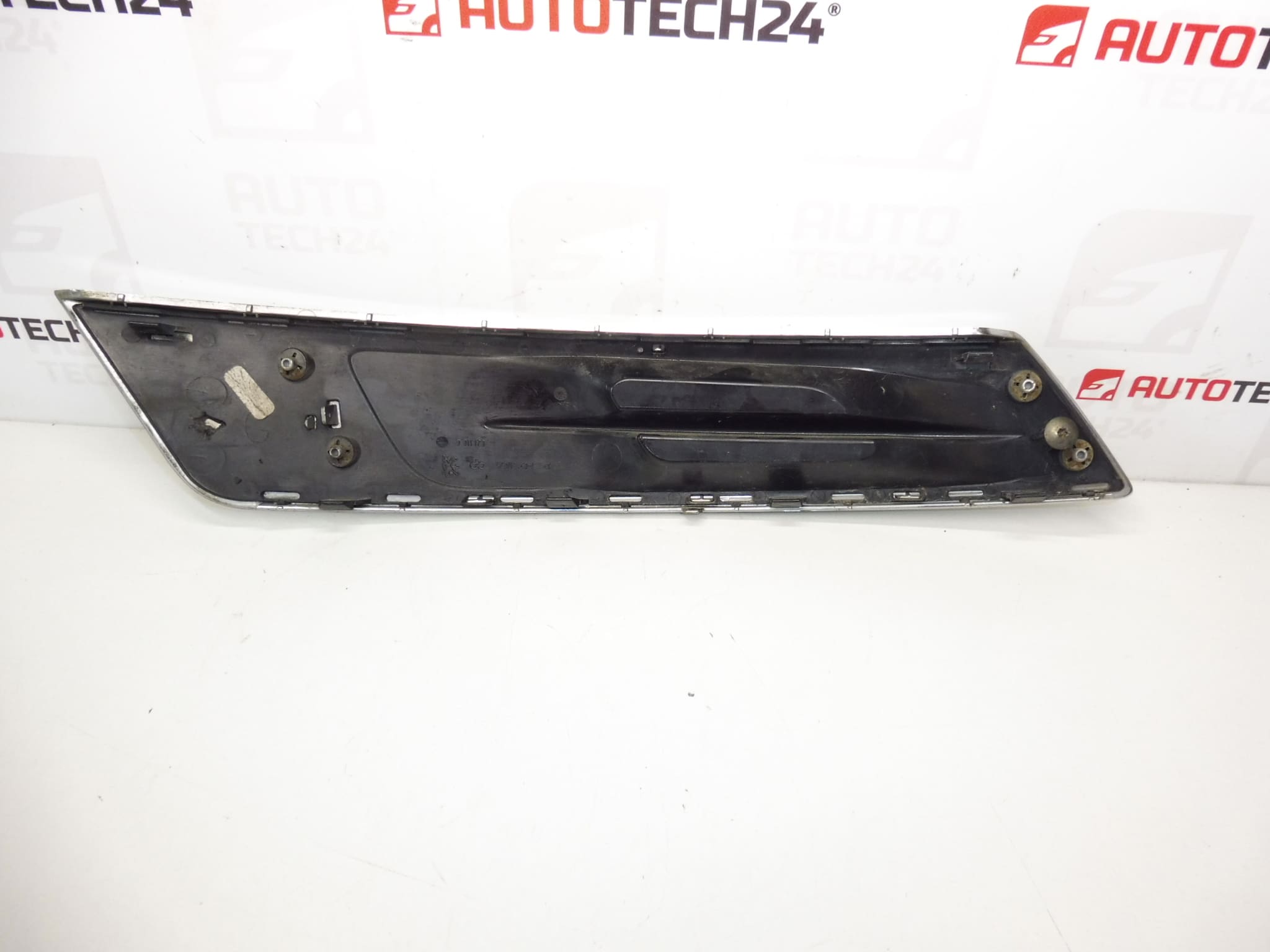 Baguette de phare gauche Peugeot 5008 021310 745307 – Image 2