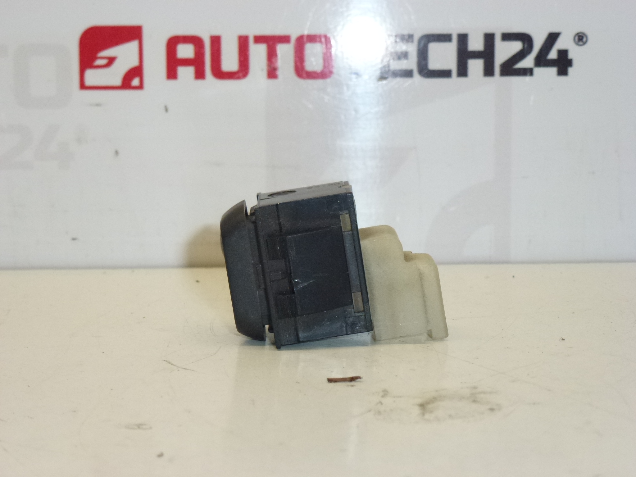 Commande de vitres à impulsion Citroën Xsara 655482 – Image 2