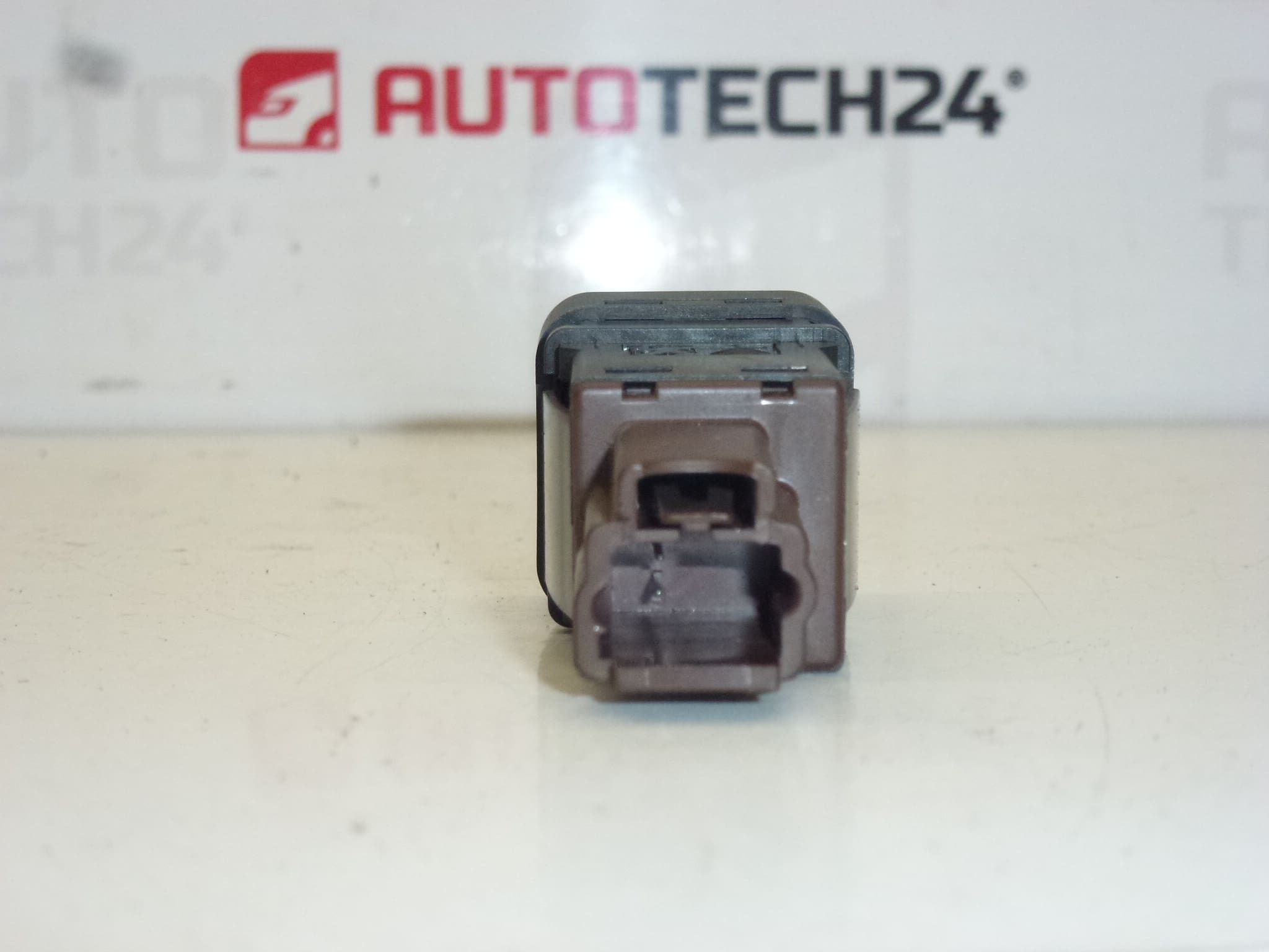 Commutateur airbag passager Citroën Peugeot 96373205XT 8216E6 – Image 2