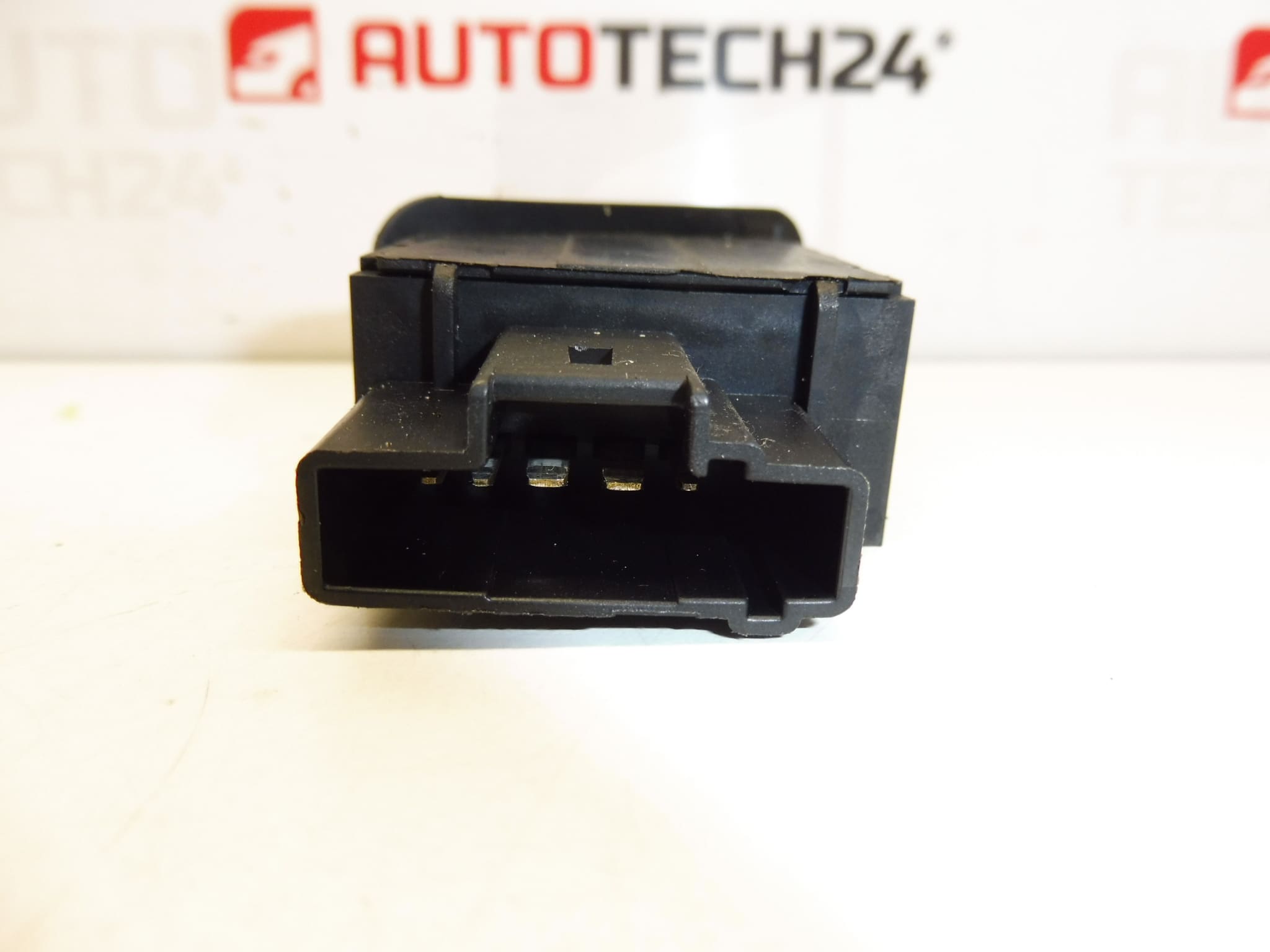 Contrôleur de correction de hauteur de lumière Citroën Peugeot 6554T7 – Image 2