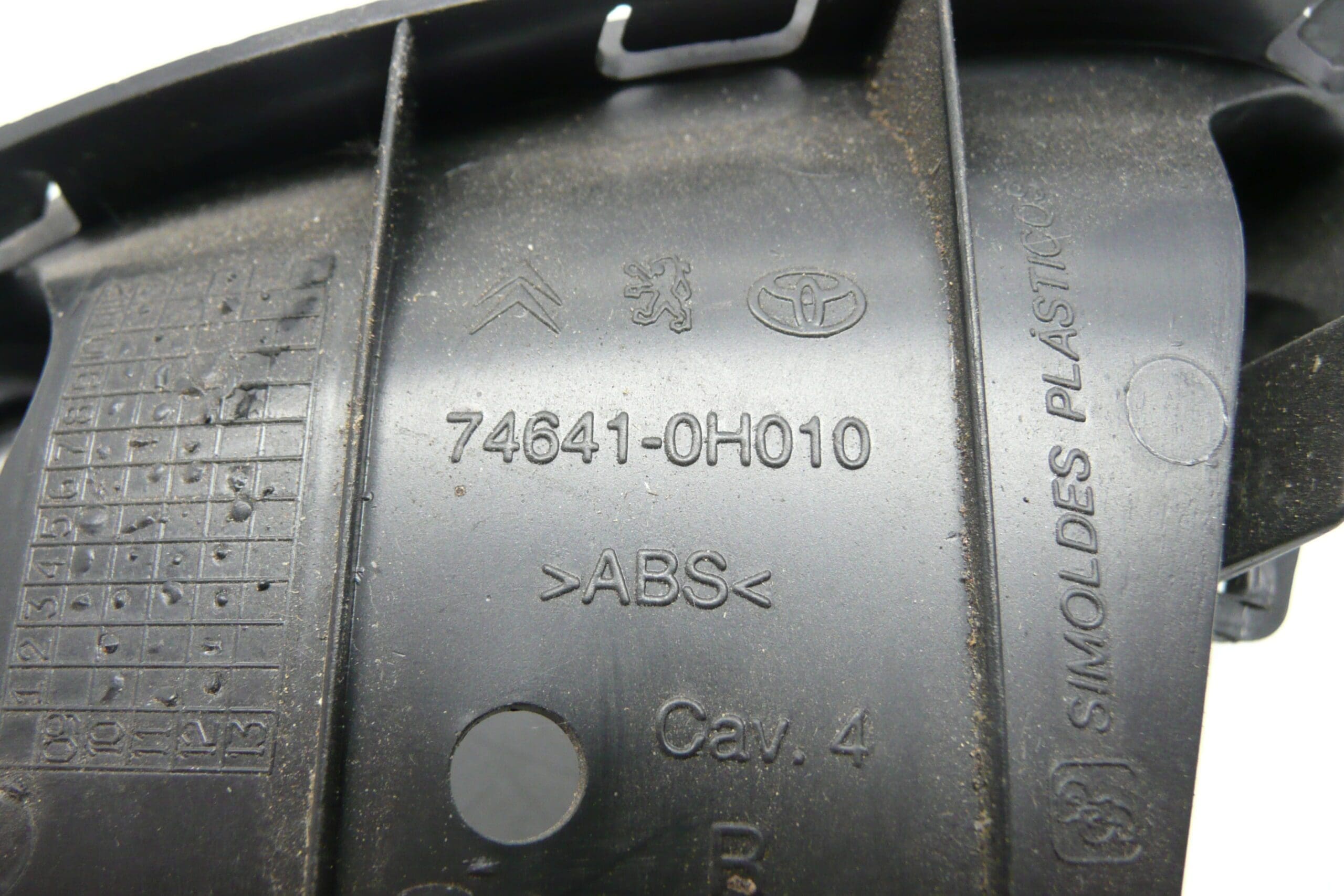 Poignée intérieure droite Citroën C1 Peugeot 107 blanche 74645-0H010 74641-0H010 – Image 2