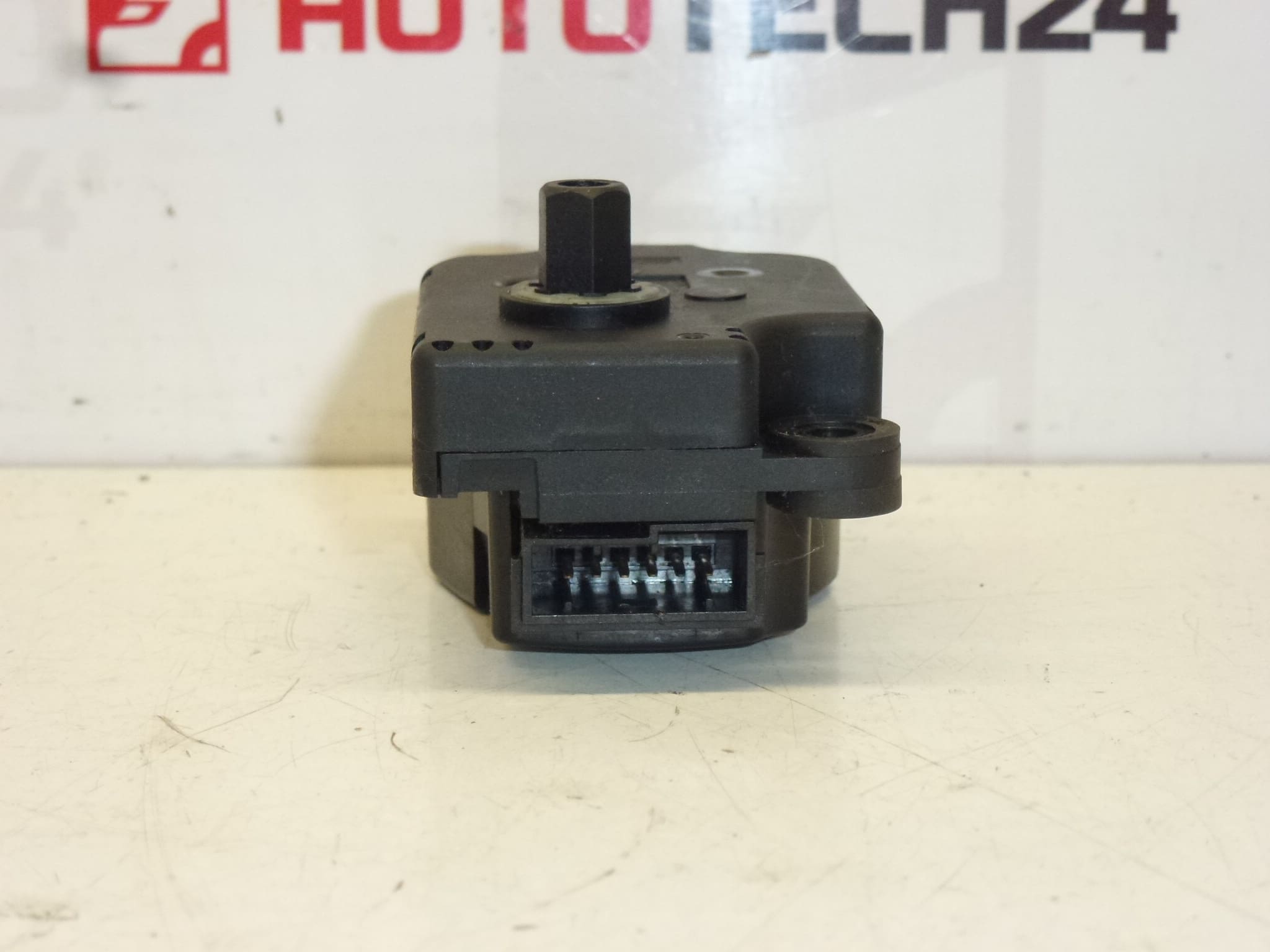 Servomoteur DENSO Citroën Peugeot EAM590 6447LW – Image 2