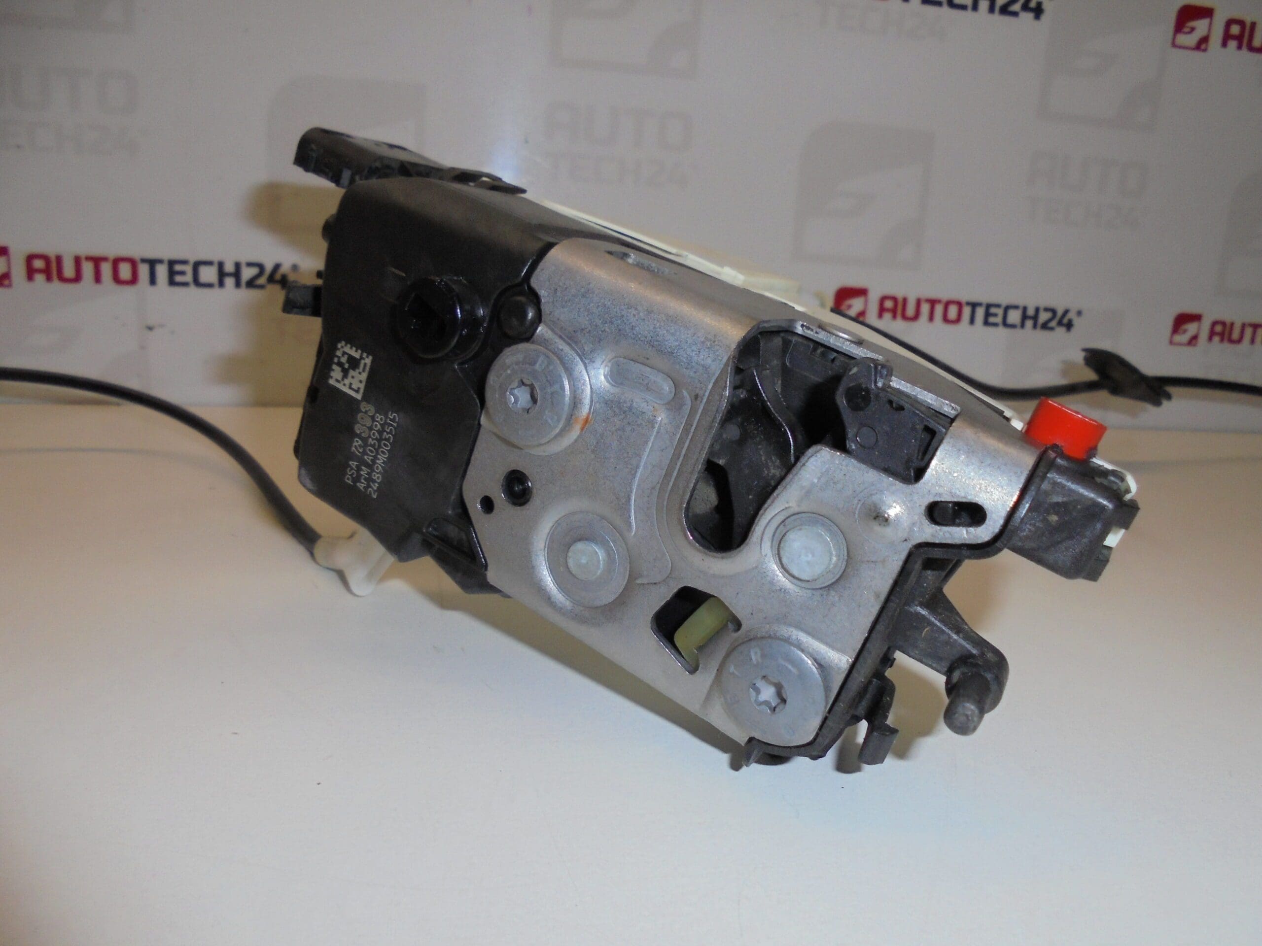 Serrure porte arrière droite Peugeot 308 9138Z3 9800617280 – Image 2