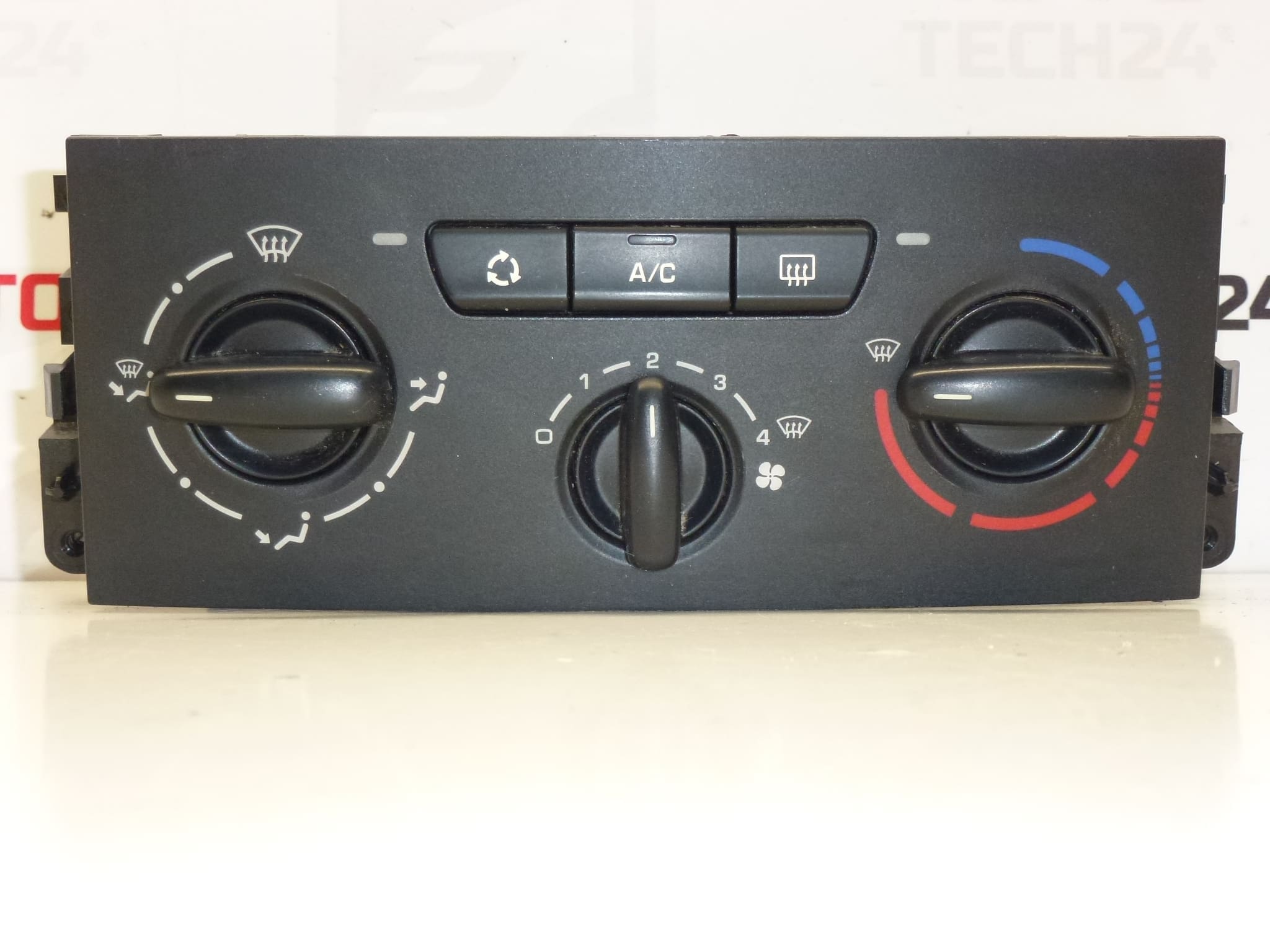 Commande chauffage climatisation Peugeot 207 N102080F 6451TL – Image 2