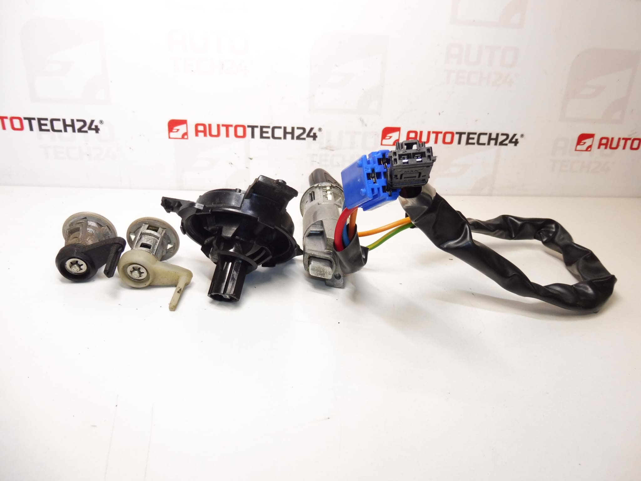 Kit serrure Peugeot 206 206+ 1 clé 4162NR 4162EZ – Image 2