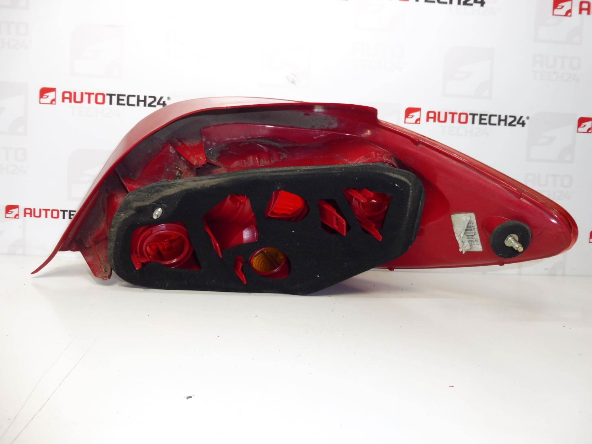 Light arrière gauche Peugeot 307 96343704JE 89023238 6350P3 – Image 2