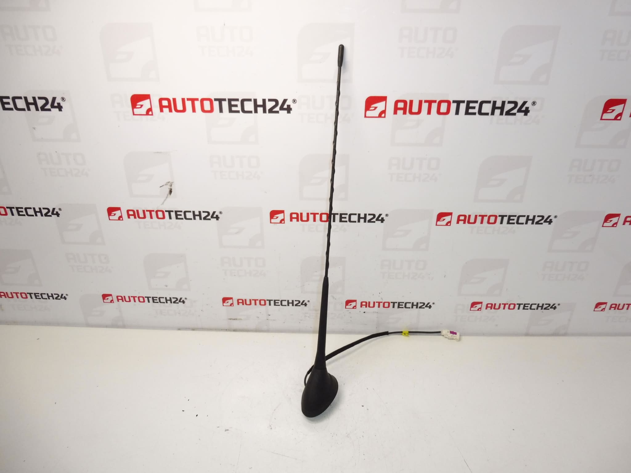 Antenne Citroën Peugeot 9674768980
