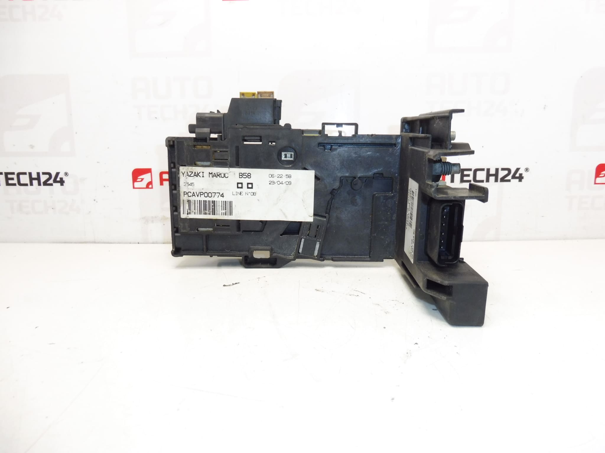 Citroën Peugeot 9665794680 28201235 6500HE MODULE DE FUSIBLE