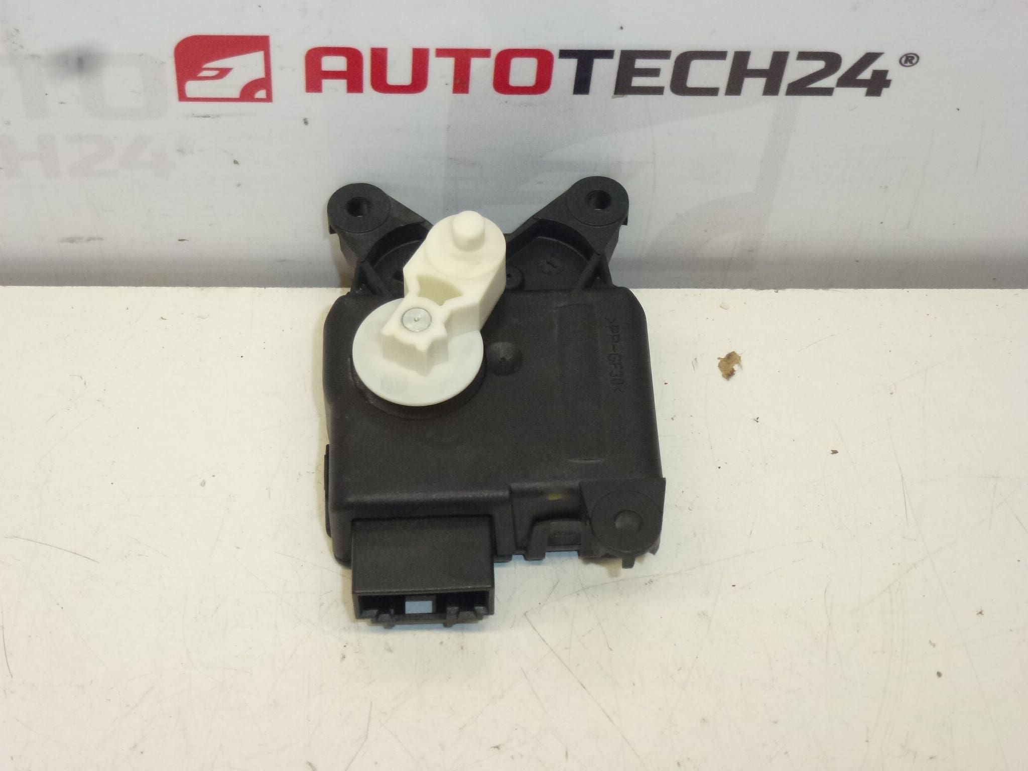 Servo Valeo HELLA pour Citroën et PSA 664458E 6447NR – Image 2