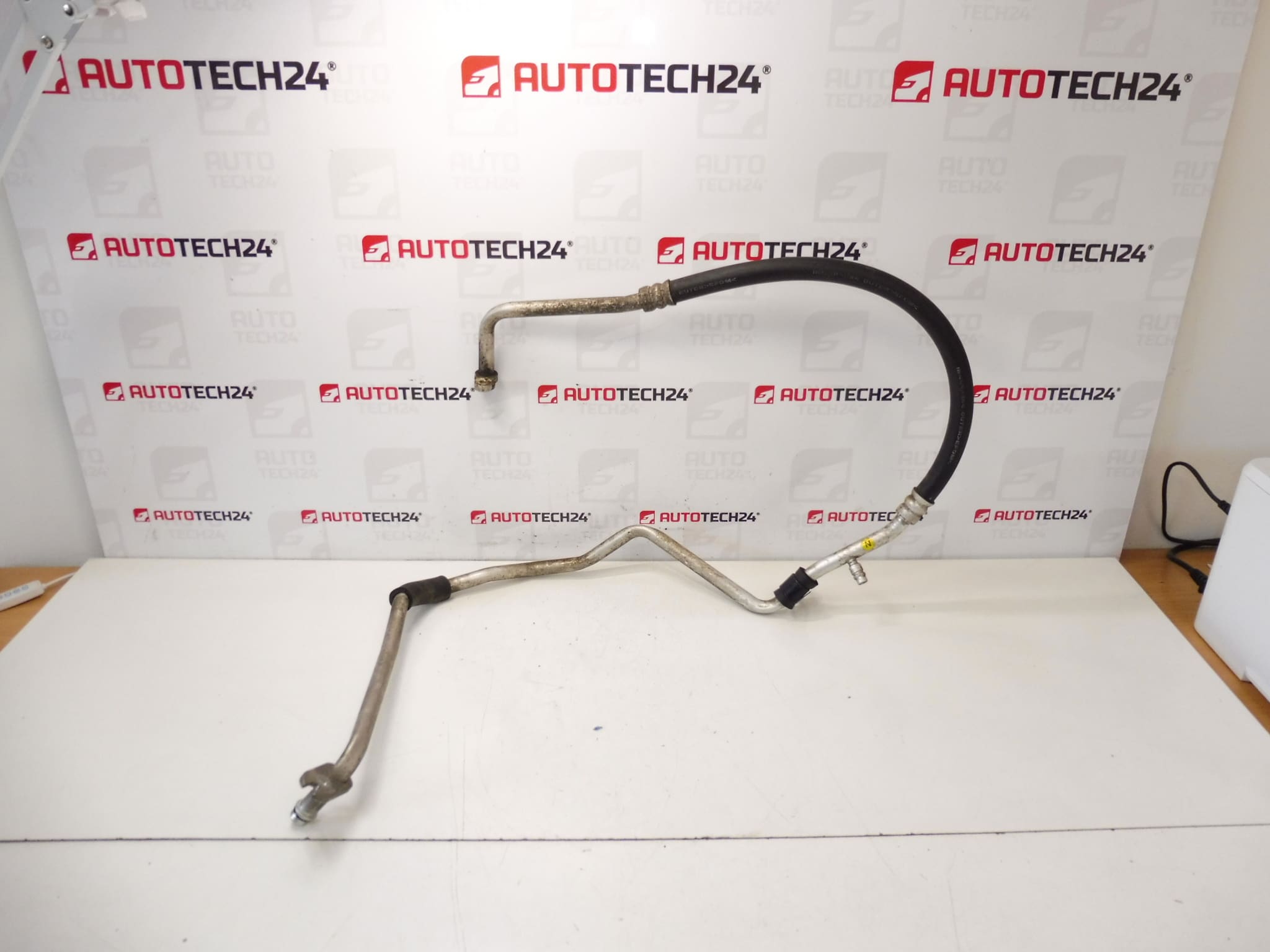 Conduit de climatisation Peugeot 4007 Citroën C-Crosser 6477R3