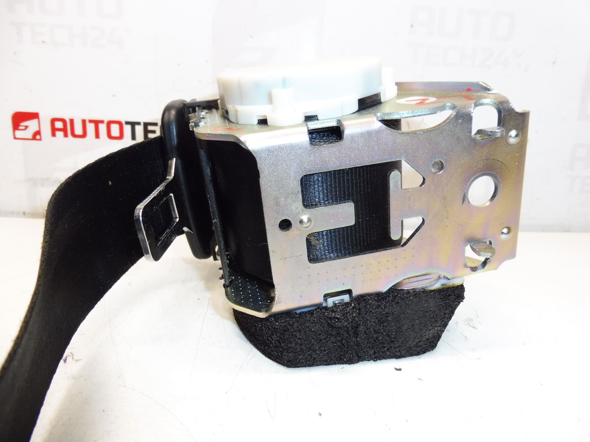 Ceinture de sécurité arrière Peugeot 3008 5008 8975HY – Image 2