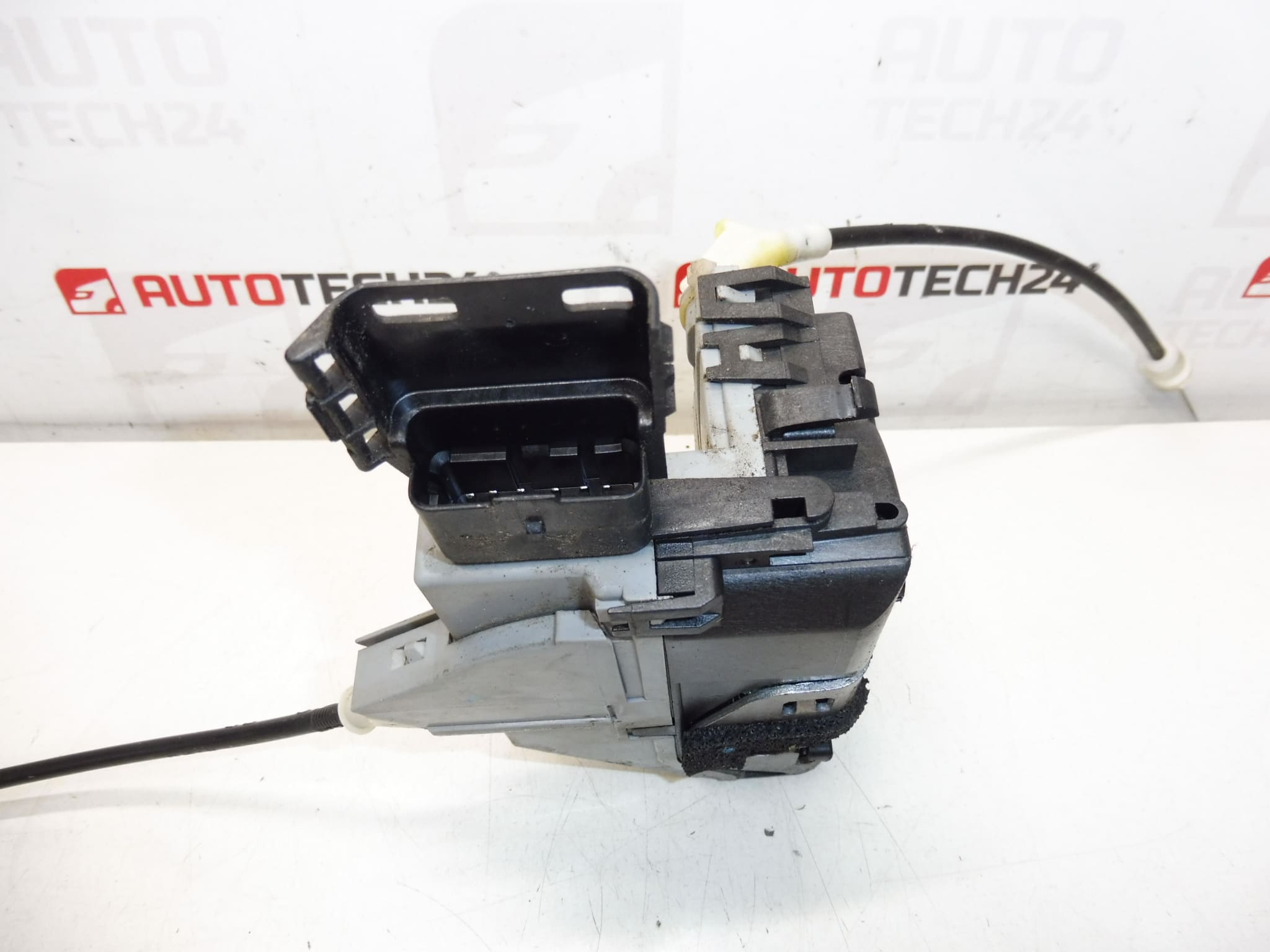 Serrure de porte passager arrière gauche Peugeot 3008 5008 9800623780 9137T8 – Image 2