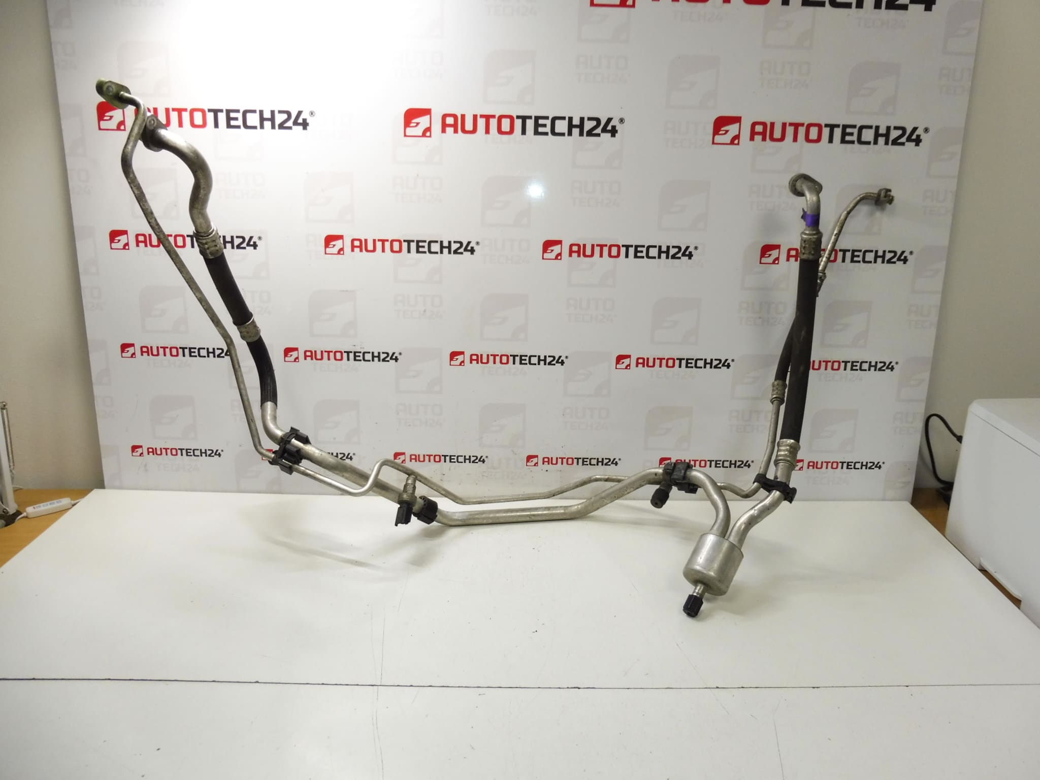 Tuyau climatique Citroen Peugeot 9658201480 647742